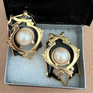 Women’s Clip On Earrings. Bundle 5 for $30